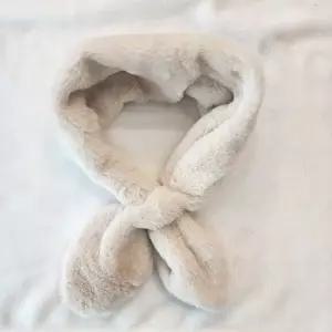 쁘띠 목도리 페이크퍼 머플러 페이크퍼 ?은목도리 퍼넥워머 털머플러 크로스목도리 겨울