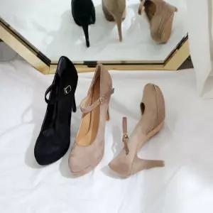 펌프스힐 메리제인 스웨이드 가보시 스트랩