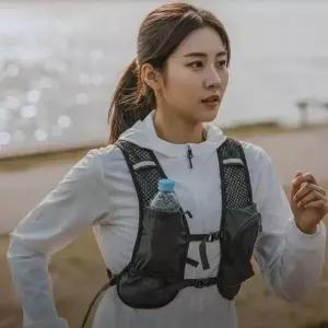경량 등산 러닝조끼 트레일 백