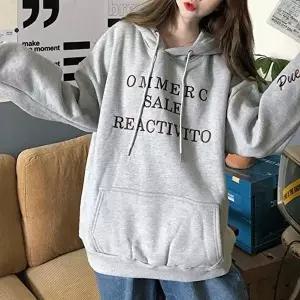 여자 박스 후드 티셔츠 오버 루즈 핏 회색 겨울 코디 (KYR-WFGAJ63)