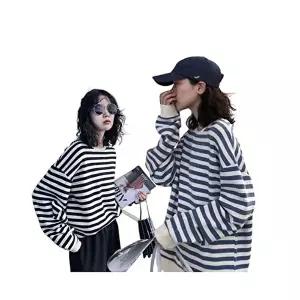 여성 스트라이프 단가라 루즈핏 맨투맨 티셔츠 나그랑 (KYR-WD79E33)