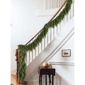 크리스마스 실제 같은 삼나무 가랜드 장식품 벽난로 계단 창문 휴일 파티 축제 장식용
