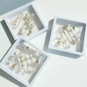 [모두쇼핑](이거찜)진주큐빅 브로치세트 악세사리 소품 리폼 의류봉제 인형브로치