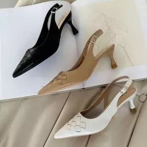 여성 세련된 하이힐 스틸레토 5FWY 소가죽 펌프스 페미닌한 무드 포인트