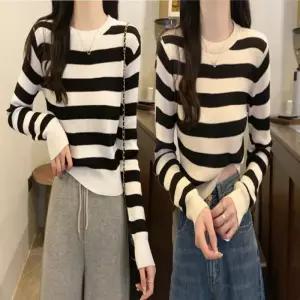여성 슬림핏 스트라이프 단가라 긴팔티 골지 니트