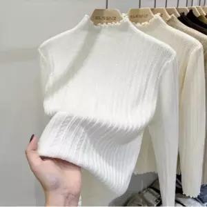 여성 스타일 니트 반폴라 슬림핏 프릴 티셔츠 넥