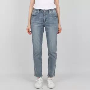 [게스]게스 여성 청바지 보이프렌드 미디엄블루 YP2D6019