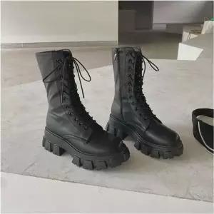 여자 블랙워커 롱부츠 레이스업 통굽 워커 장목