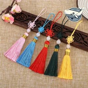 아름다운 전통 매듭 장식 미니 노리개 한복