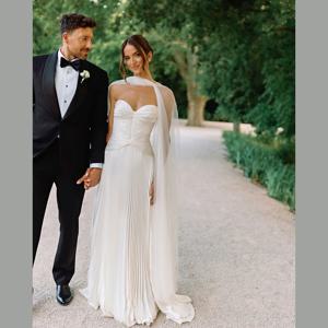 Verngo 우아한 아이보리 쉬폰 웨딩 드레스 Sweetheart A 라인 플리츠 신부 가운 Pleat Classy Bride Dresses Customized