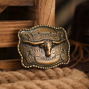 독특하고 레트로한 금속 버클이 있는 서양식 벨트 버클