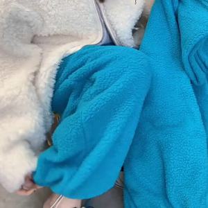 블루 두꺼운 플러시 캐주얼 바지 여성 겨울 새로운 스타일 슈퍼 아름다운 방풍 야외 착용 따뜻한 와이드 레그 바지