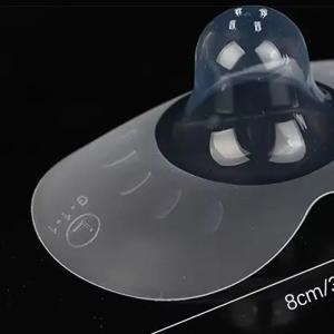 2개 실리콘 유두 보호대 수유 중인 엄마들을 위한 유두 보호 커버 투명 휴대 케이스 포함