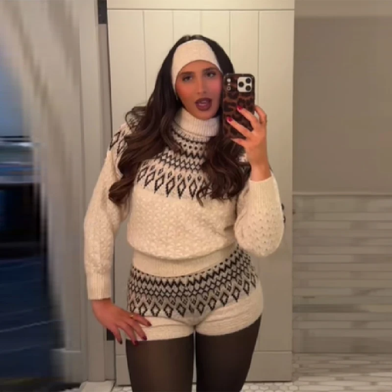 패션 하이 칼라 자카드 니트 스웨터 반바지 세트 루즈핏 긴팔 니트 탑 캐주얼 슬림핏 반바지 여성 의류