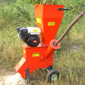 맞춤형 5인치 우드 치퍼 슈레더 가솔린 디젤 전기 모터 오프로드 휠 고효율 360 °   배출 슈트