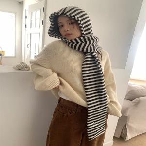 겨울 따뜻한 방풍 스트라이프 모자 스카프 일체형 사이클링 여성 스타일 신상품 한국 분위기 느낌 모자 스카프 세트
