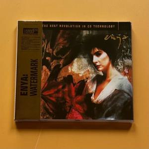 엔야 워터마크 XRCD 앨범 |   아일랜드 여성 가수 음악 디스크 |   켈틱 뉴 에이지 보컬 레코드 |   고해상도 오디오 CD 디스크