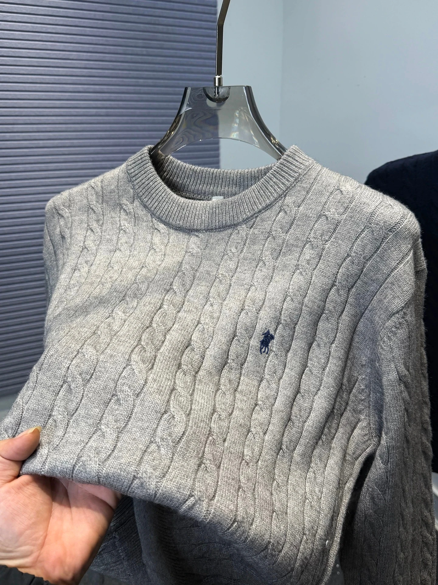 디자이너 브랜드 고급 자수 패션 스웨터 남성 클래식 폴 패션 럭셔리 자카드 캐주얼 상의 가을 겨울 라운드 보온 니트