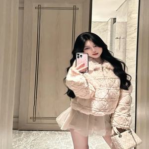 친환경 화이트 밍크 퍼 코트 따뜻한 겉옷 다이아몬드 칼라 푹신한 탑 한국 스타일 스탠다드 핏 짧은 기장 지퍼 여밈