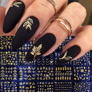 30매 골든 플로럴 네일 아트 스티커 - DIY 매니큐어용 3D 자체 접착 쉬머링 리프 & 플라워 디자인