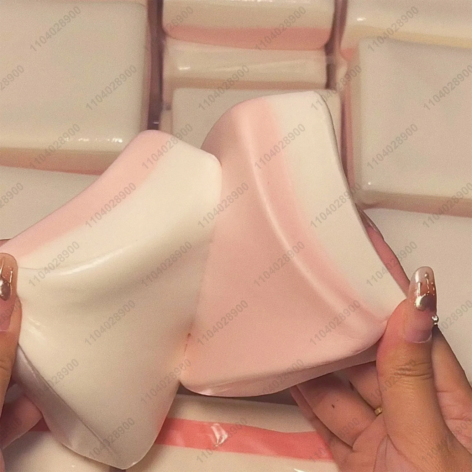 딸기 더블 레이어 토스트 케이크 타바 스퀴시 느린 리바운드 습식 및 부드러운 끈적 케이크 꼬집는 감압 손 휴식 장난감 선물