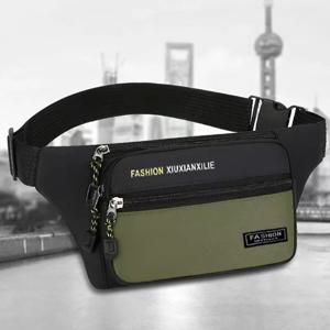 남녀공용 중성 사각 파우치, 특별한 목적에 활용도가 높고, 출장에 적합한 가슴가방.