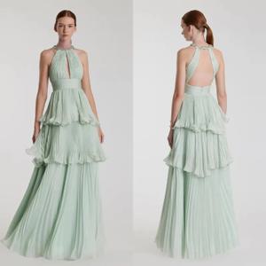 Aleesha Modern A-Line 민소매 댄스 파티 드레스 Simple Halter 섹시한 오픈 백 컷 아웃 이브닝 드레스 فساتين سهره فاخ