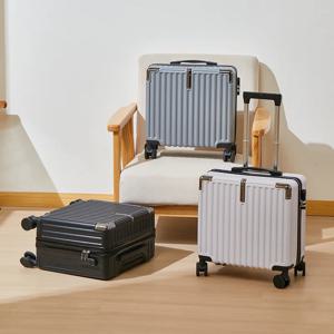 컵 홀더와 휴대폰 거치대가 있는 18인치 기내용 캐리어 가방 가볍고 편안한 심플한 디자인 여행 가방 30x20x40