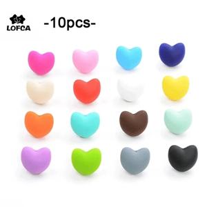 LOFCA 실리콘 비즈 하트 모양 10pcs 매력 Teether 아기 젖니가 남 보석 간호 아기 구강 케어 젖꼭지 홀더 목걸이
