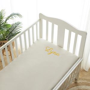 여아 및 남아용 맞춤형 이름 자수 모슬린 유아용 침대 시트, 면 장착 아기 침대 시트, 침대 매트리스 침구 세트