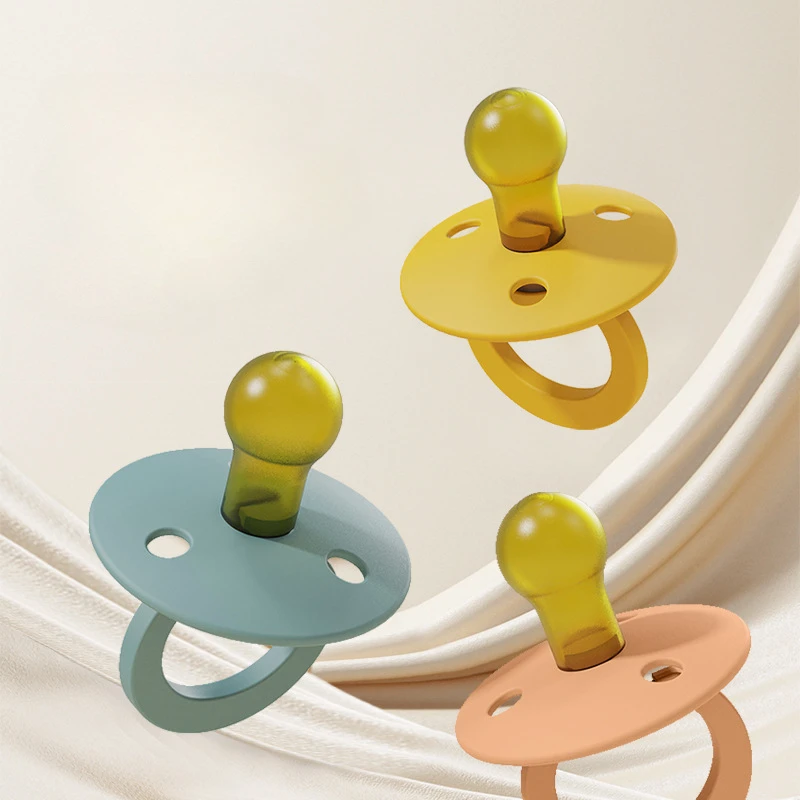 BPA 프리 100% 식품 등급 실리콘 젖꼭지, 남아 및 여아용 편안한 장난감, 0-6 개월 아기 젖꼭지, 1 개