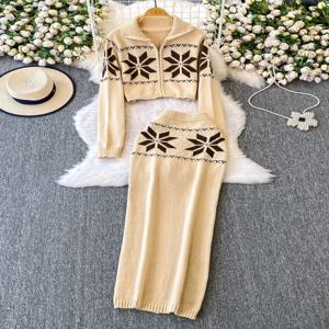 여성 패셔너블 겨울 의상 자수 니트 하이웨이스트 슬림핏 스플릿 하프 스커트 지퍼 오픈 가디건 우아한 스타일