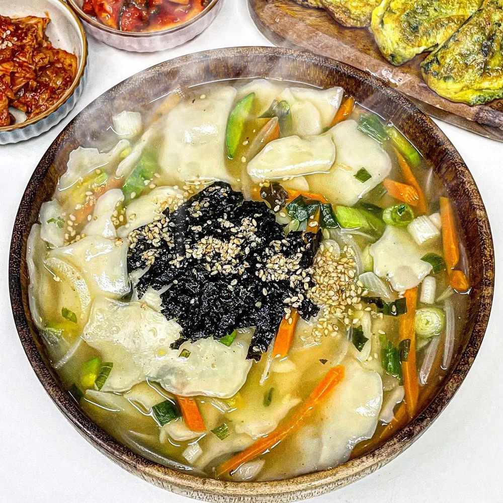 귀빈정 줄서는 맛집 생수제비 12인분