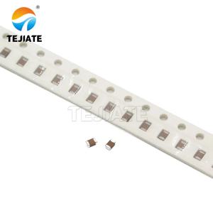 100PCS 0805 패치 커패시터 COG Y5V X7R 104K 220J 22pF 1pF 4.7pF 22 33 47pF 100pF 101J