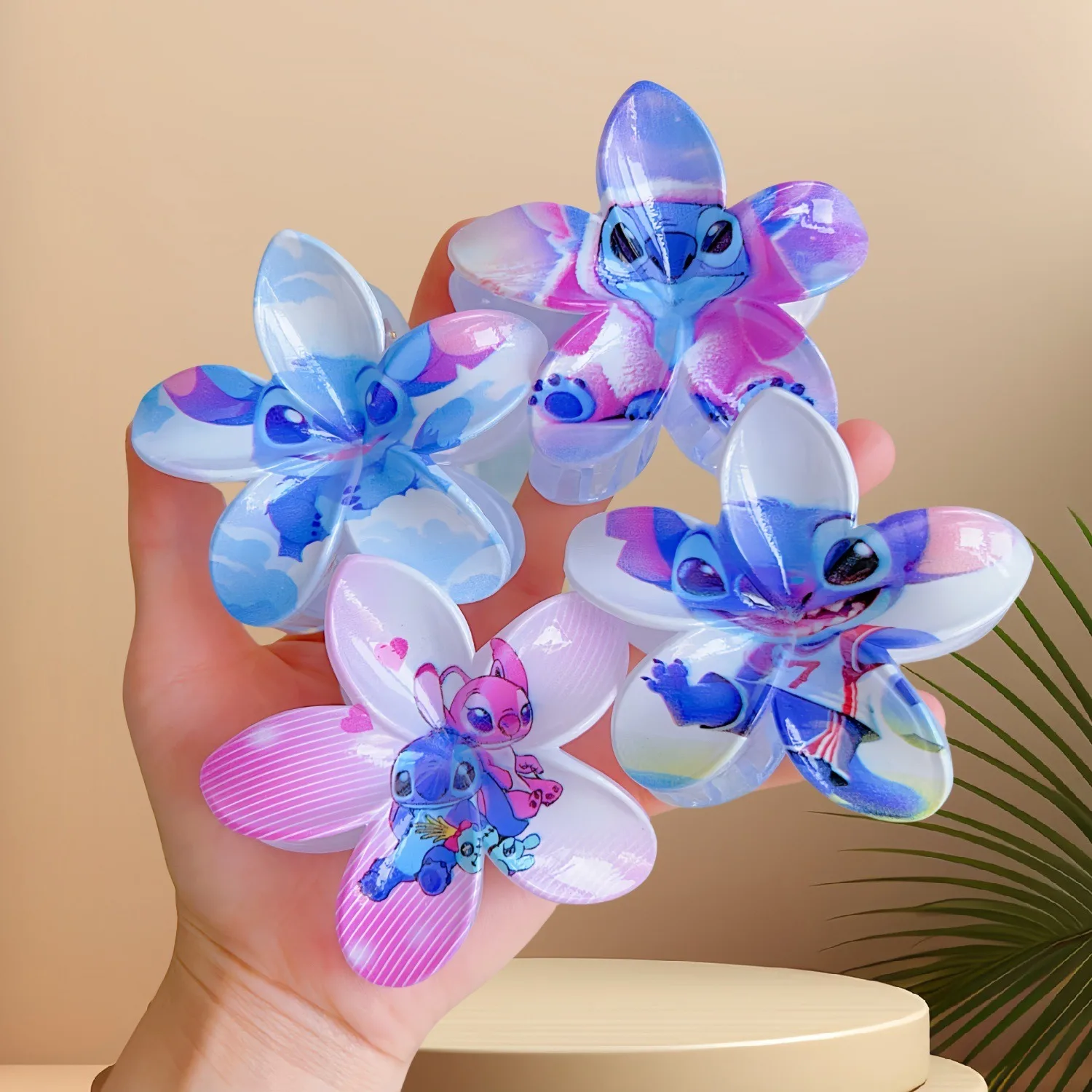 디즈니 스티치 헤어 클립 3.35 인치 플라스틱 에그 프린트 헤어 그랩 귀여운 만화 패턴 적합한 테마 파티 데일리웨어 완벽한 선물