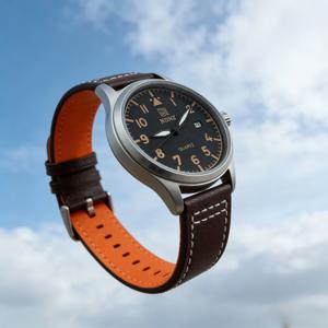 NDNZ 파일럿 쿼츠 시계 레트로 캐주얼 남성용 시계 브라운 가죽 스트랩 비즈니스 남성용 시계