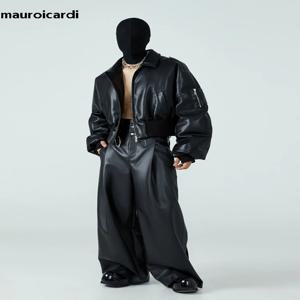 Mauroicardi 가을 겨울 짧은 두꺼운 따뜻한 블랙 Pu 가죽 자켓 남성 긴 소매 지퍼 캐주얼 럭셔리 디자이너 의류