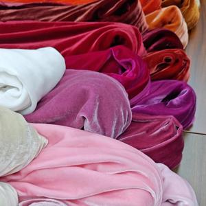 30 색상 도매 100% 뽕나무 실크 조 벨벳 의류 패브릭 웨딩 드레스 치파오 가운 천 패브릭 마당 빨간색 노란색