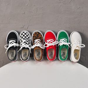 2024 어린이 신발, 심플하고 다재다능한 부드러운 밑창 보드 신발, 캐주얼 미끄럼 방지 캔버스 신발, 디자이너 컴포트 키즈 스니커즈