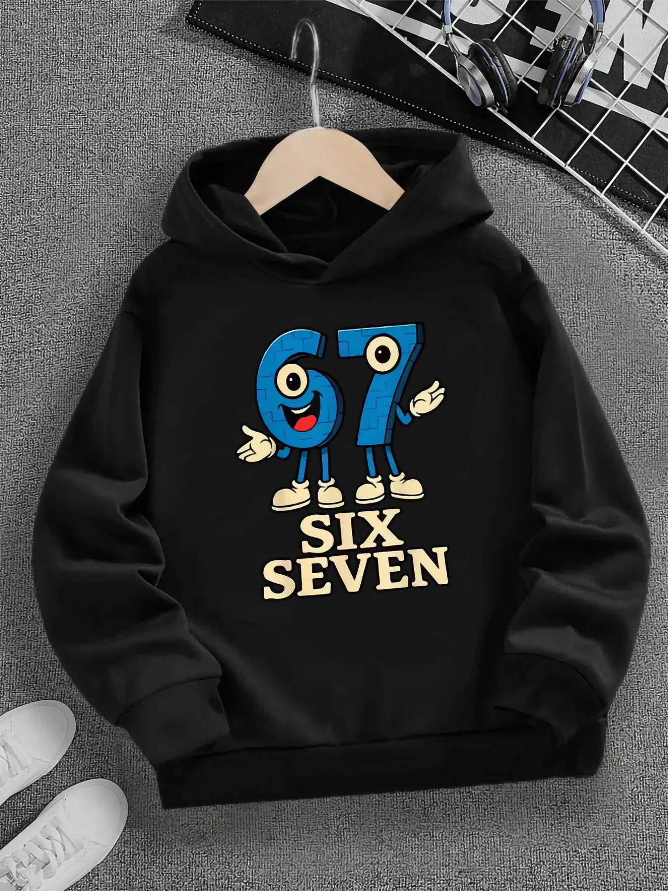 봄과 가을 싱글 피스 캐주얼 패션 크리스마스 # 67 소년용 검은색 후드 스웨트셔츠, 식스 세븐, 블루 67 만화 프린트 패턴