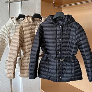 2025 가을 겨울 고급 경량 숏 슬림 90% 화이트 덕다운 재킷 여성 후드 탈부착 새시 따뜻한 다운 코트 패션