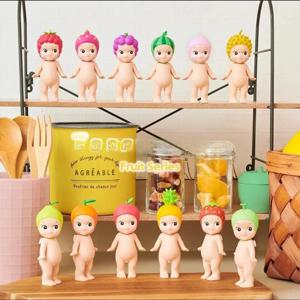 핫 신제품 초인기 인형 귀여운 만화 캐릭터 재미있는 둥글고 큰 눈 인형 장식 트렌디한 장난감 장식품