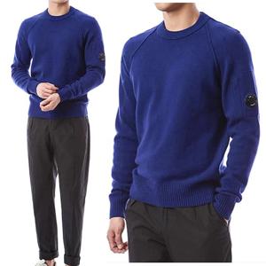 캐주얼 루즈핏 라운드넥 니트 스웨터 CP 엠블럼 심플 가을 겨울 긴팔 젊은 감각 솔리드 컬러 스웨터