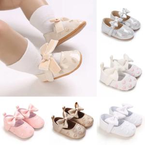 Spring and Autumn Embroidered Peach Heart Step Bow-knot Baby Shoes 0-1 Year Old Hand held Male and Female Baby Soft Bottom