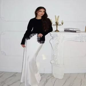 섹시한 블랙 레이스 패치워크 슬림 셔츠 여성 우아한 라운드 넥 긴팔 불규칙한 밑단 탑 2026 레이디 봄 가을 시크 웨어