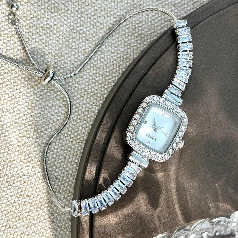 여성용 상감 지르콘 유연한 풀 아웃 팔찌, 다이아몬드 사각형 합금 케이스 라인 석 스케일 간단한 다이얼 쿼츠 시계