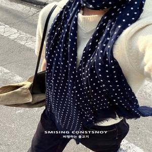여성을위한 우아한 딥 블루 폴카 도트 스카프 세련된 빈티지 스타일 봄 가을 새로운 도착 간단한 세련된 넥 워머