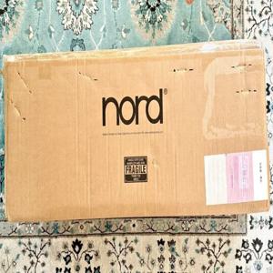 클라비아 노드 일렉트로 6D 61키 스테이지 키보드 오르간 피아노 신디사이저 휴대용