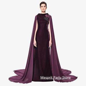 매력적인 보라색 댄스 파티 드레스 맞춤형 스쿠프 넥 쉬폰 케이프 구슬 깃털 바닥 길이 아라비안 파티 가운 이브닝 드레스