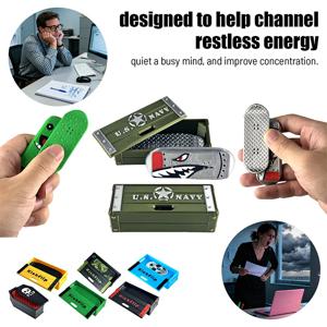 핑거보드 장애물 플리핑 피젯 토이 성인용 마그네틱 핑거보드 스케이트보드 슬라이더 피젯 스토리지 크래트 휴대용 장난감